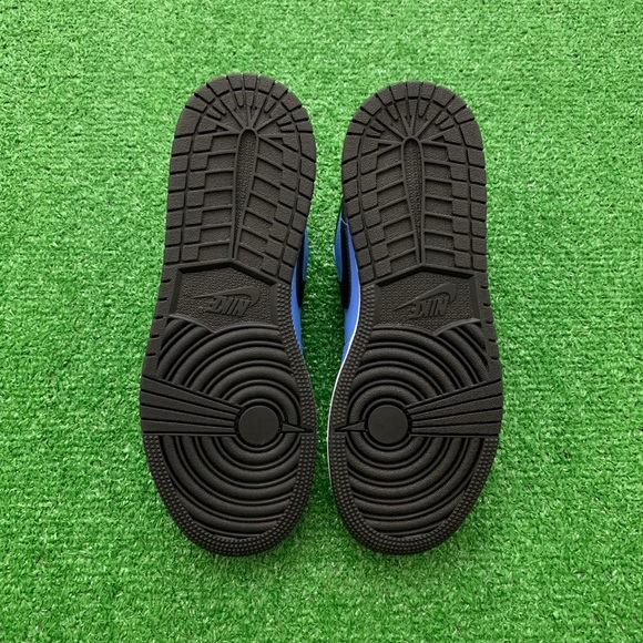 -Edm- 💠*NEW* Air Jordan 1 Low “University Blue” (GS) - Picture 8 of 11